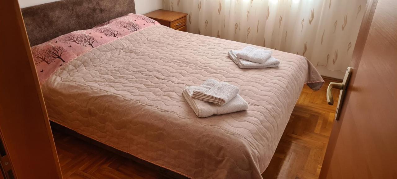 Apartman Velimir Stari Aerodrom Podgorica Exterior foto